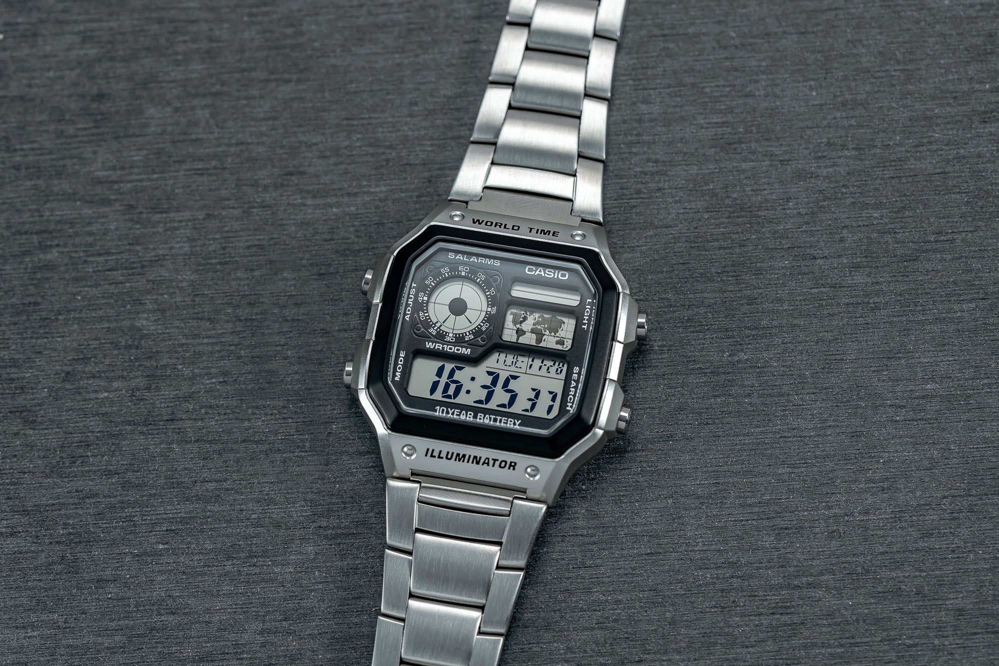 Casio AE-1200WHD-1AVDF