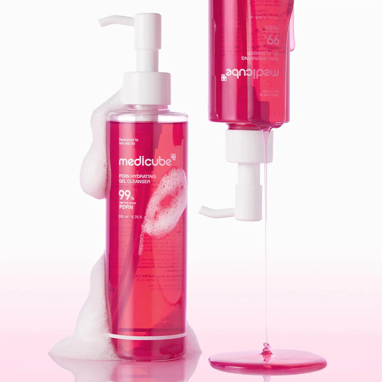 medicube PDRN Hydrating Gel Cleanser 200 mL